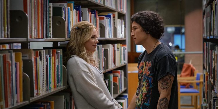 ‘Look Both Ways’, or Don’t, A Very Harmless Movie Review 