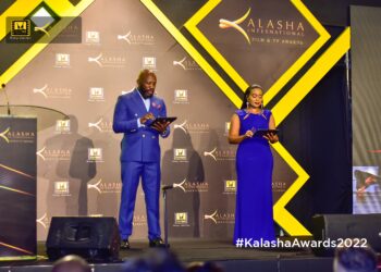 Elegance Meets Extravagance Meets Reality at Kalasha Awards 2022