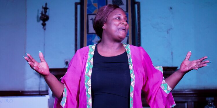 Wakio Mzenge performing in Elements play by John Sibi-Okumu.