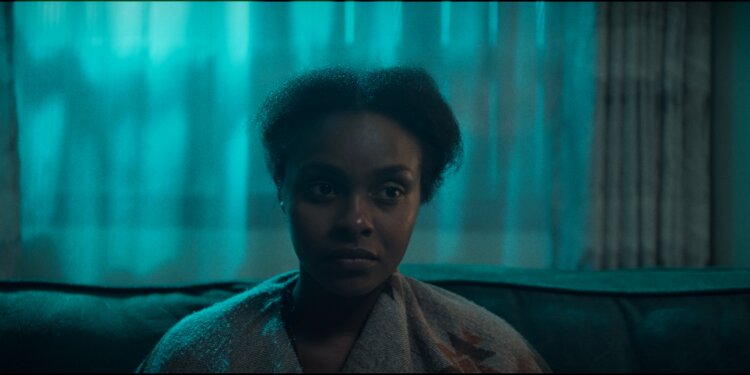 Kenyan short film Hollow directed by Allan Bosire.